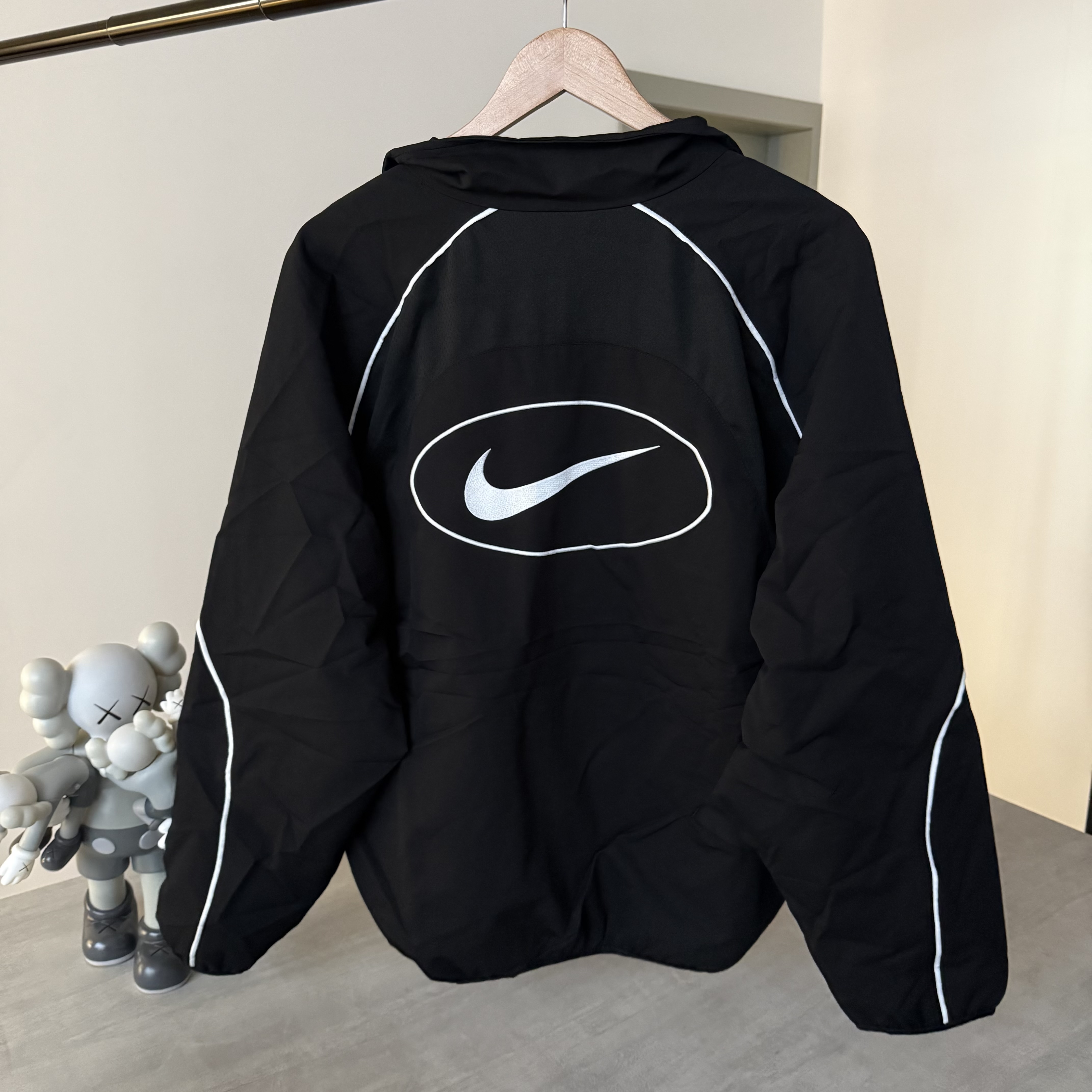 Supreme Nike Track Jacket Black