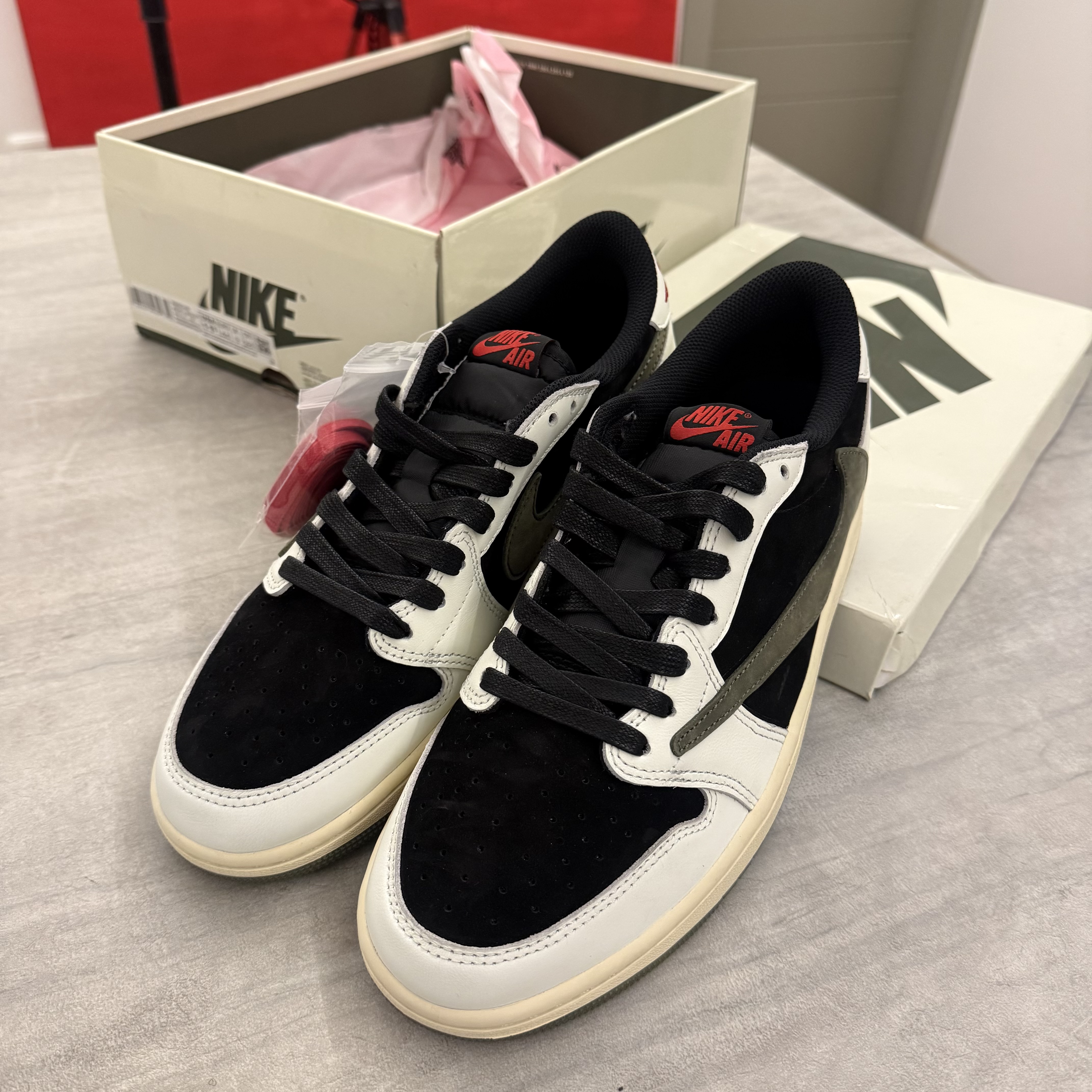Imagen 2 de Jordan 1 Low Travis Scott Olive