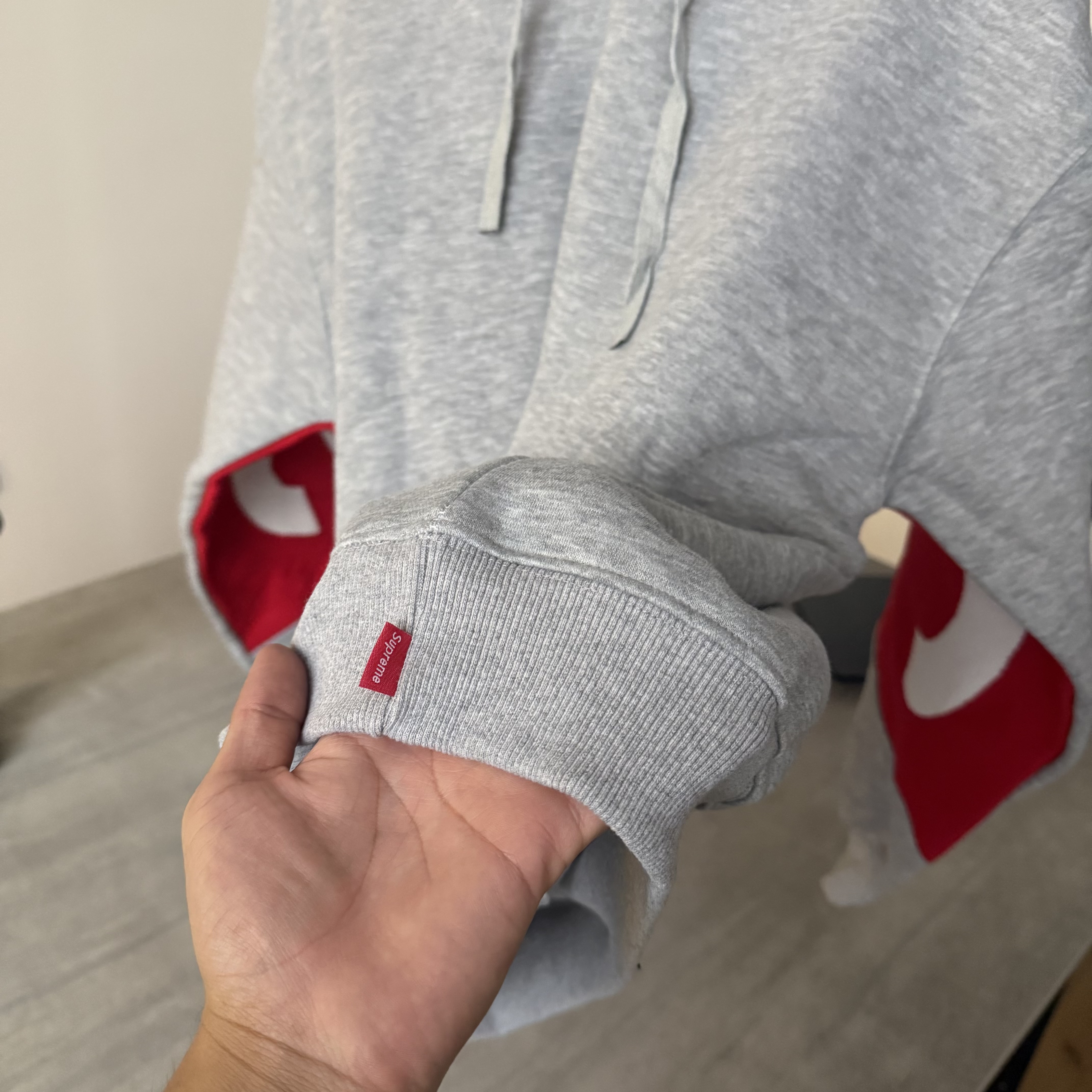 Imagen 4 de SUPREME BIG LOGO JACQUARD HOODED