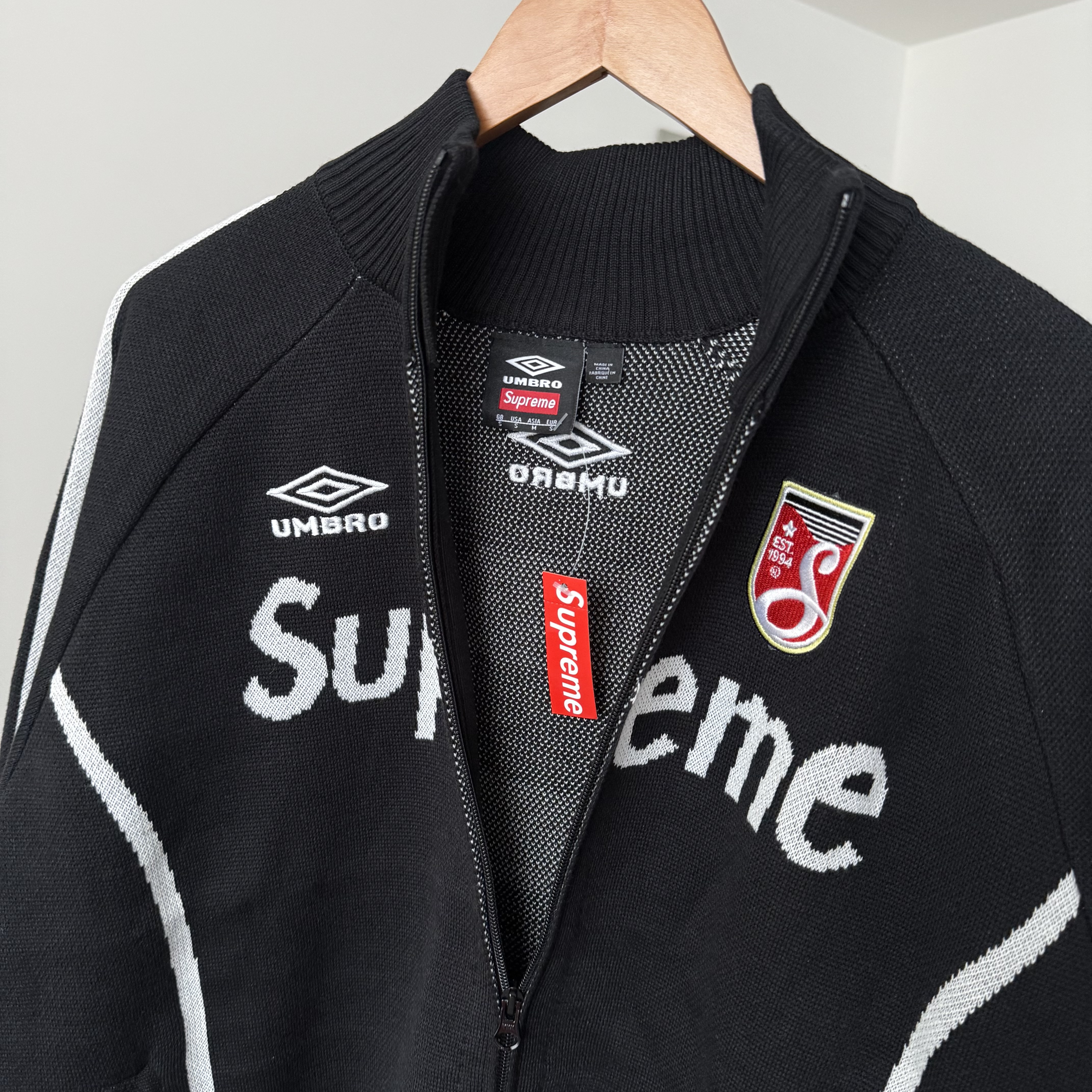 Imagen 2 de Supreme Umbro Zip Up Sweater Black