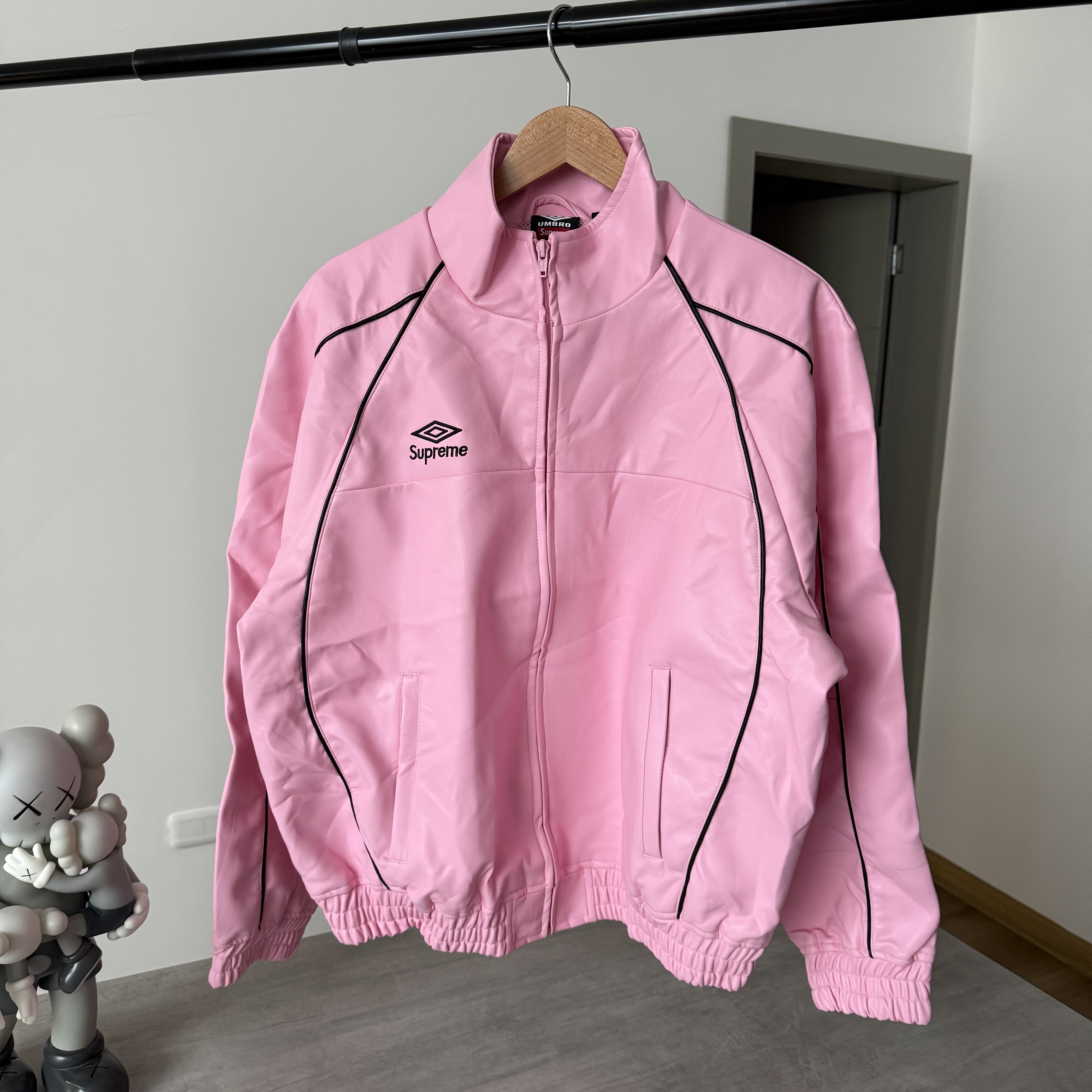 Imagen 2 de Supreme Umbro Leather Track Jacket Pink