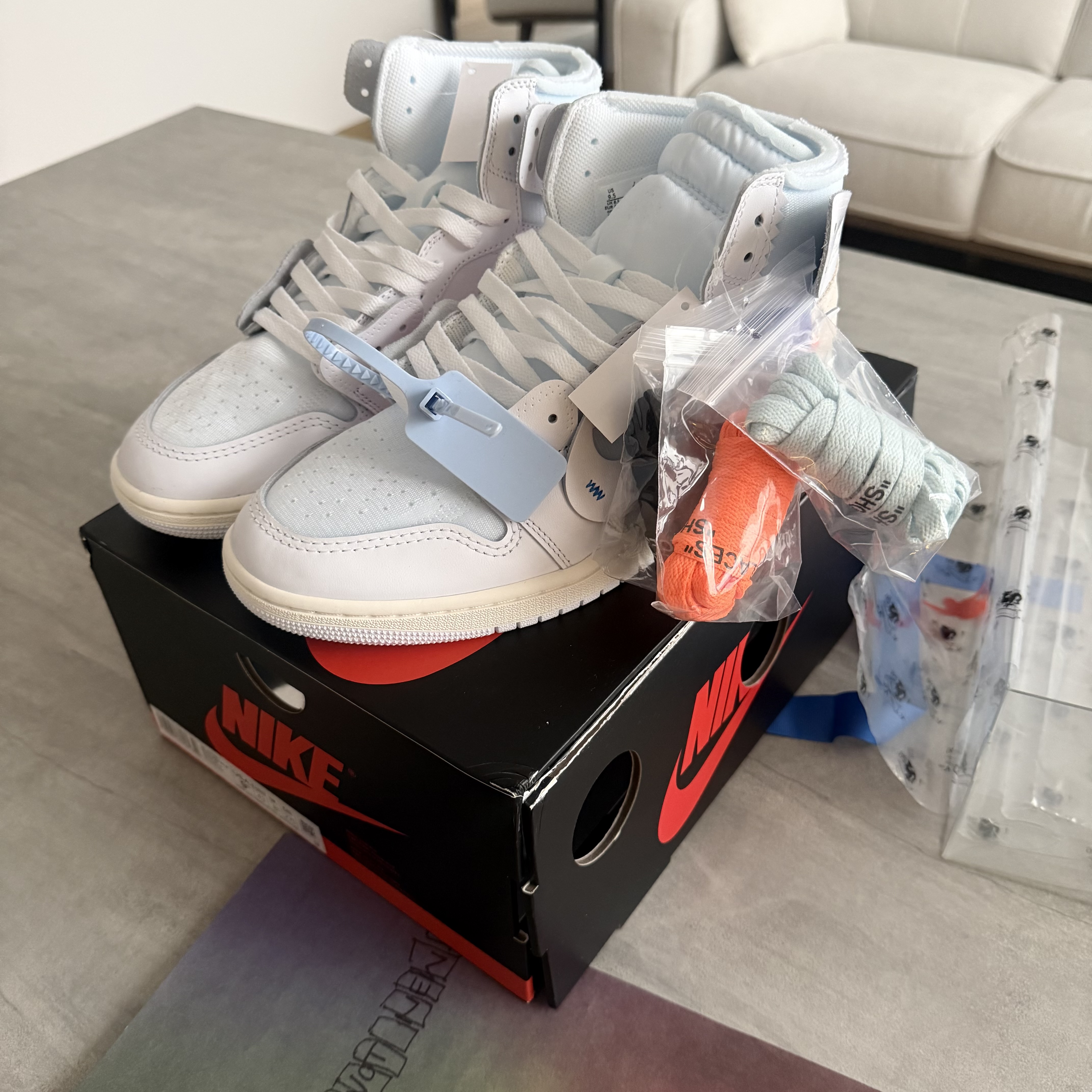 Imagen 2 de Jordan 1 Retro High Virgil Abloh Alaska